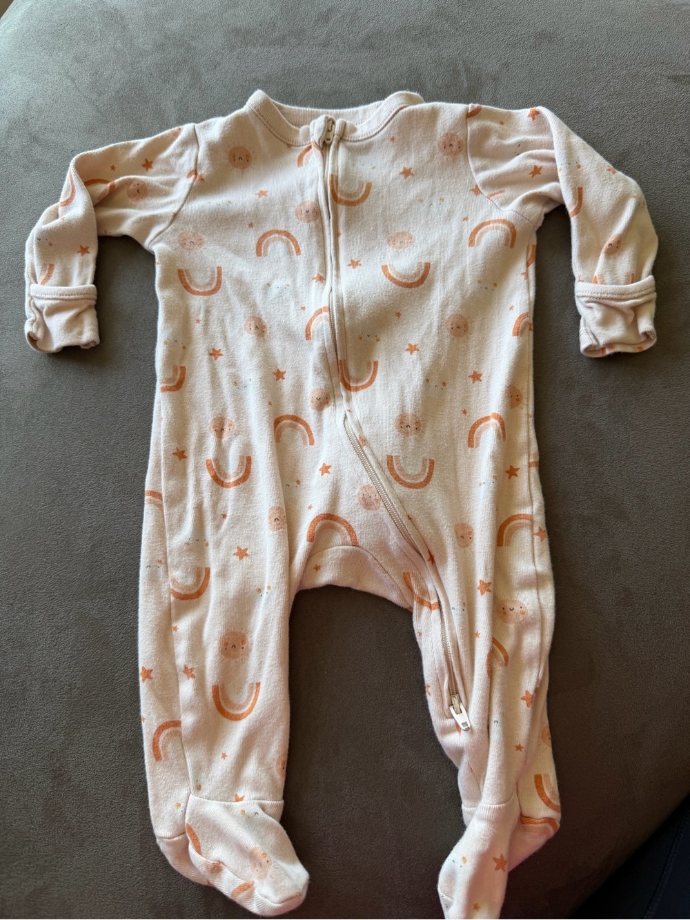 Old Navy Soft Peach Rainbow Print Zip Front One-Piece 6-9 footie sleeper